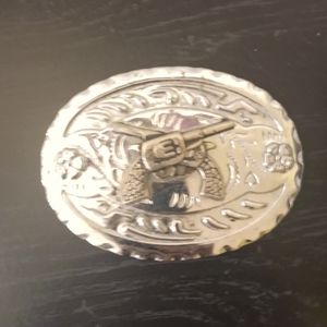 Guns crossed belt buckle